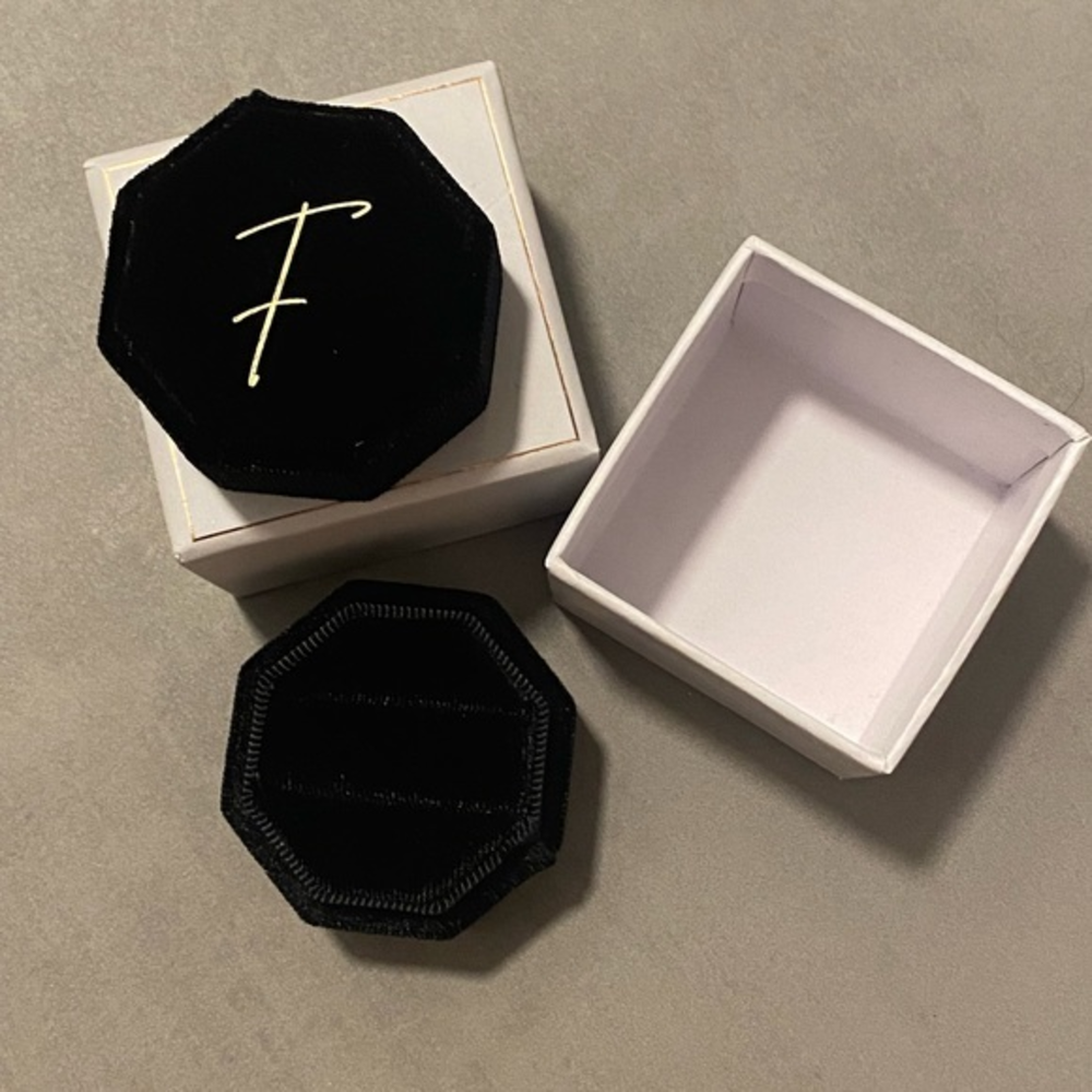 Ring‎ box | Black Velvet with F Initial